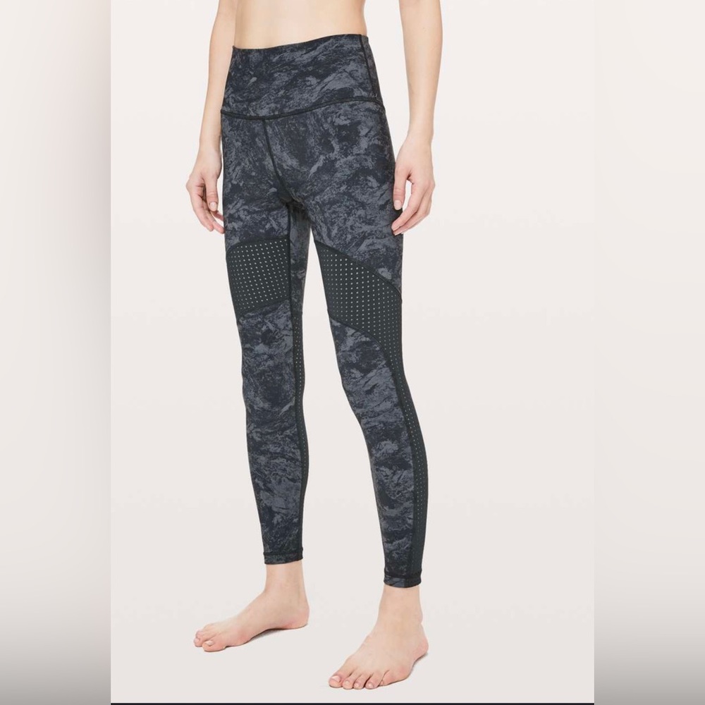 lululemon athletica White & Black Swim Tights Tag